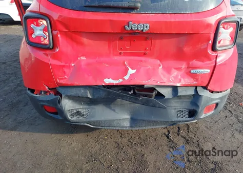 2017 Jeep Renegade Latitude Fwd z USA, uszkodzony, nr VIN ZACCJABB6HPG09288